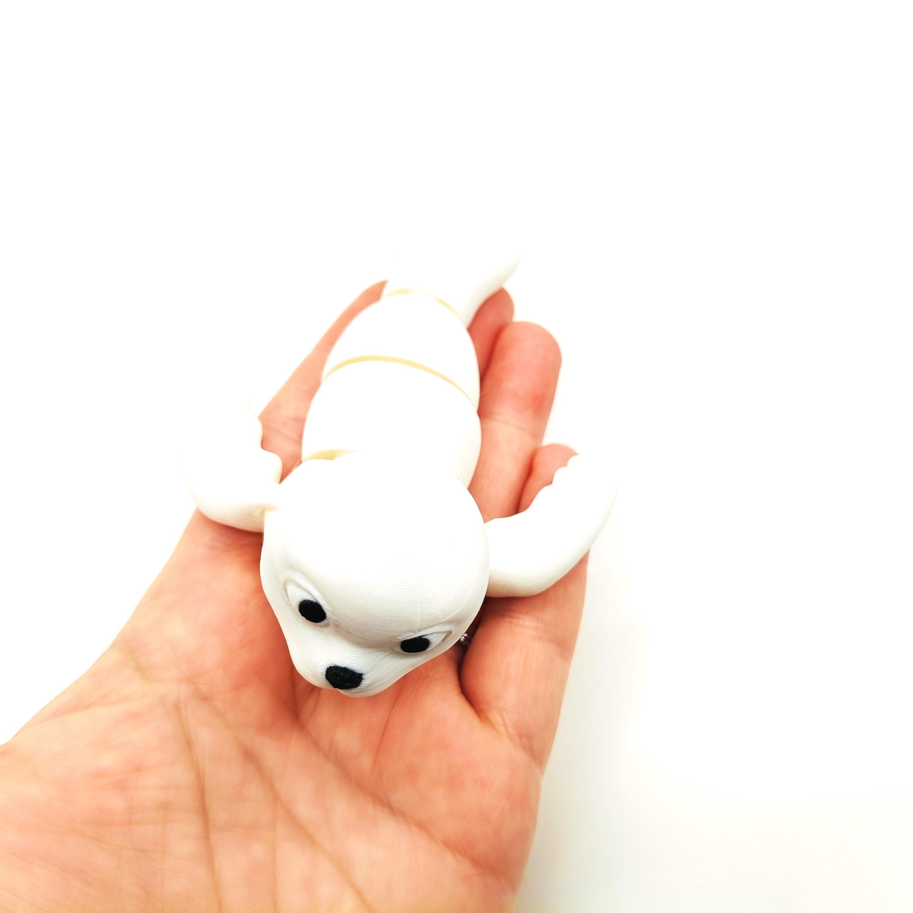 Adorable Articulated Seal - Cute White Baby Seal Figurine - Handcrafted Desk Companion - Perfect Gift for Animal Lovers & Ocean Enthusiasts